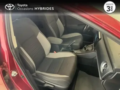 Photo 5 Toyota Auris  HSD 136h Design