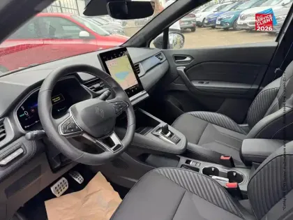 Photo 14 Renault Captur  1.8 E-Tech full hybrid 160ch esprit Alpine - 26