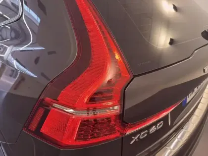 Photo 5 Volvo XC60  T6 AWD 253 + 145ch Plus Style Dark Geartronic
