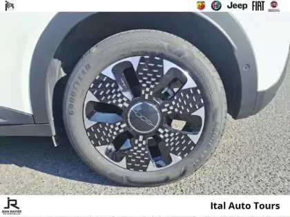 Photo 10 Fiat 600  1.2 Hybrid 100ch La Prima DCT6