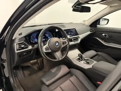 Photo 5 BMW Serie 3 Série 3 330eA 292ch Business Design 10cv