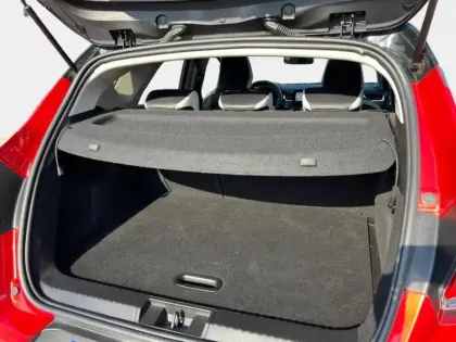 Photo 8 Renault Captur  1.6 E-Tech hybride 145ch Intens -21