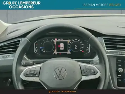 Photo 11 Volkswagen Tiguan  1.5 TSI 130ch Life