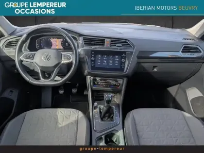 Photo 17 Volkswagen Tiguan  1.5 TSI 130ch Life