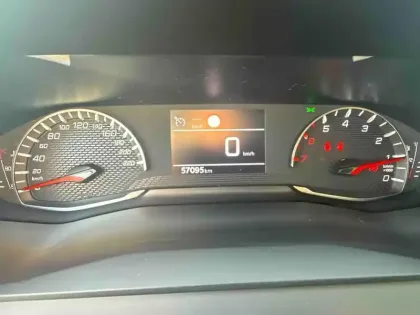 Photo 13 Peugeot 208  1.2 PureTech 75ch S&S Style