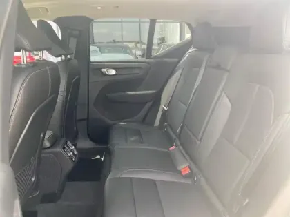 Photo 9 Volvo XC40  B3 163ch Lounge Edition DCT 7