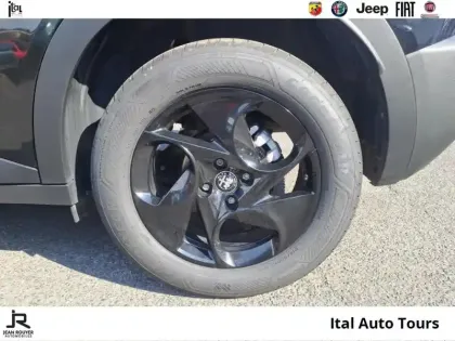 Photo 10 Alfa Romeo Junior  1.2 Ibrida 136ch DCT6