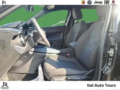 Photo 8 Alfa Romeo Junior  1.2 Ibrida 136ch DCT6