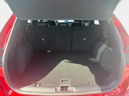 Photo 8 Ford Kuga  2.5 Duratec 180ch Hybrid FlexiFuel ST-Line X Powershift