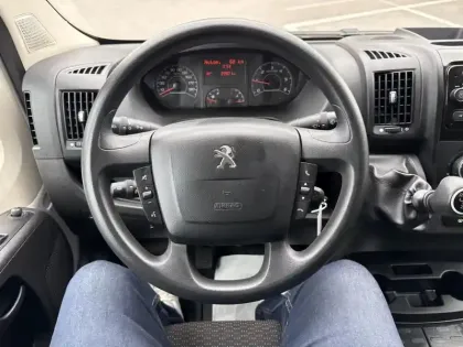 Photo 14 Peugeot Boxer  Fg L1H1 3.0 120ch BlueHDi S&S