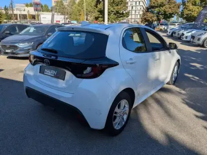 Photo 6 Toyota Yaris  120 VVT-i Dynamic Business 5p MC24