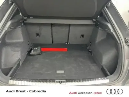 Photo 8 Audi Q3  35 TFSI 150ch S line plus S tronic 7