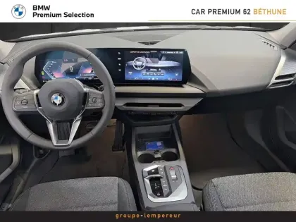 Photo 10 BMW Serie 1 Série 1 120A 170ch M Sport Design DKG7