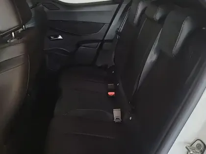 Photo 14 DS DS 3  Crossback PureTech 130ch Performance Line Automatique