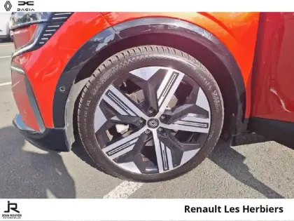 Photo 7 Renault Megane  E-Tech Electric EV60 220ch Iconic super charge
