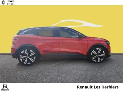 Photo 12 Renault Megane  E-Tech Electric EV60 220ch Iconic super charge