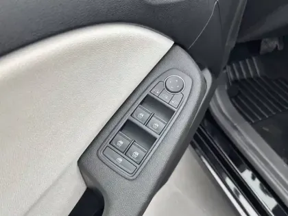 Photo 45 Renault Clio  E-Tech full hybrid 145
