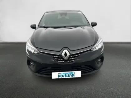 Photo 29 Renault Clio  E-Tech full hybrid 145