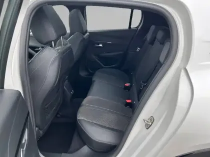 Photo 11 Peugeot 208  Electrique 50 kWh 136ch