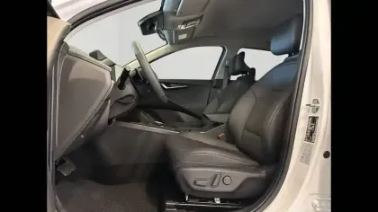 Photo 10 Kia Niro  1.6 GDi Hybride 138 ch DCT6