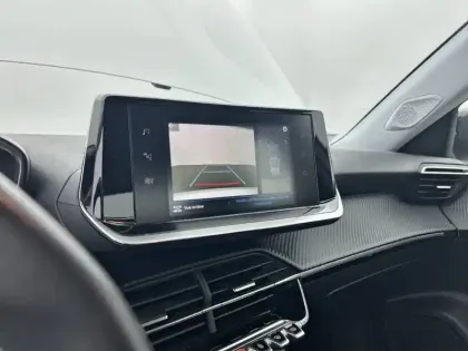 Photo 21 Peugeot 2008  PureTech 100 S&S BVM6