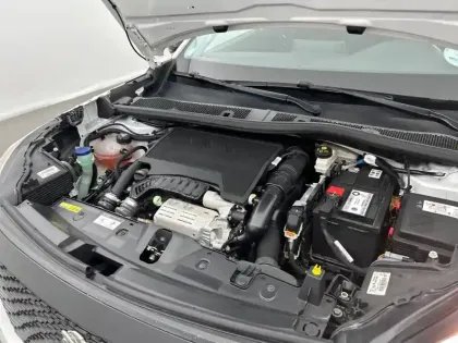 Photo 14 Peugeot 2008  PureTech 100 S&S BVM6