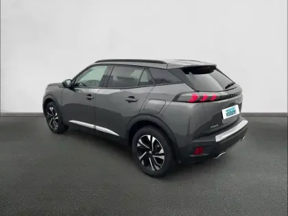 Photo 6 Peugeot 2008  PureTech 130 S&S BVM6