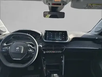 Photo 7 Peugeot 208  Electrique 50 kWh 136ch