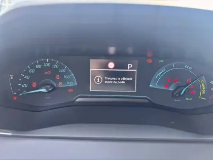 Photo 9 Peugeot 208  Electrique 50 kWh 136ch