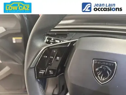 Photo 11 Peugeot 5008  Hybrid 136 e-DCS6