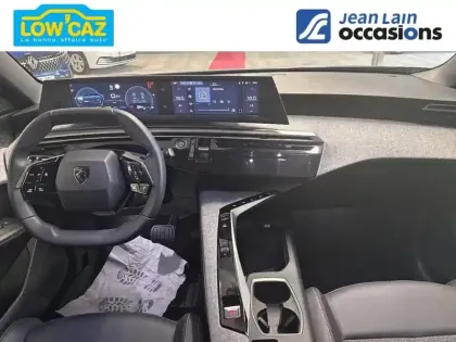 Photo 17 Peugeot 5008  Hybrid 136 e-DCS6