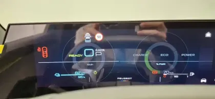 Photo 24 Peugeot 3008  Plug-in Hybrid 225 e-DCS7