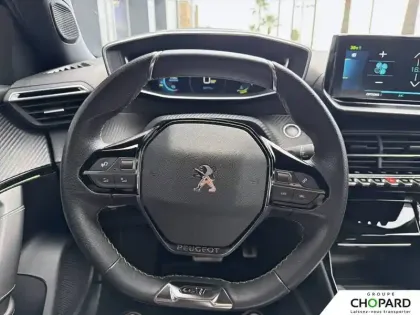 Photo 17 Peugeot 2008  Electrique 136 ch