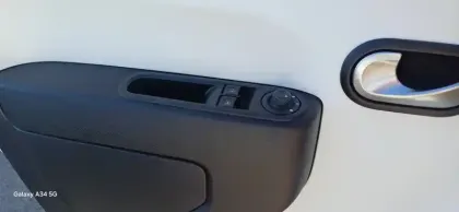 Photo 8 Renault Twingo  III E-Tech