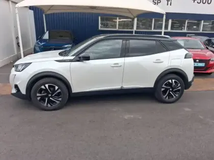 Photo 7 Peugeot 2008  PureTech 130 S&S EAT8