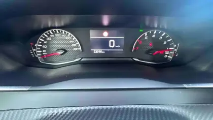 Photo 19 Peugeot 208  PureTech 75 S&S BVM5