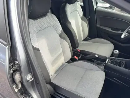 Photo 6 Renault Clio  dCi 100