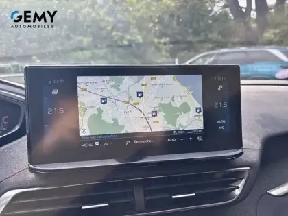 Photo 12 Peugeot 5008  PureTech 130ch S&S BVM6