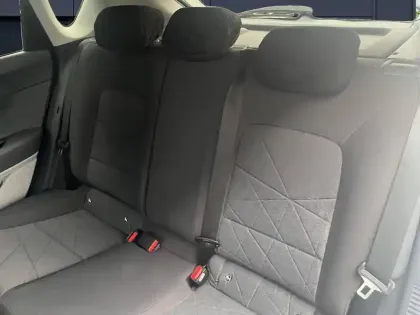 Photo 12 Hyundai Bayon  1.0 T-GDi 100 DCT-7 Hybrid 48V