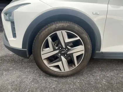 Photo 13 Hyundai Bayon  1.0 T-GDi 100 DCT-7 Hybrid 48V