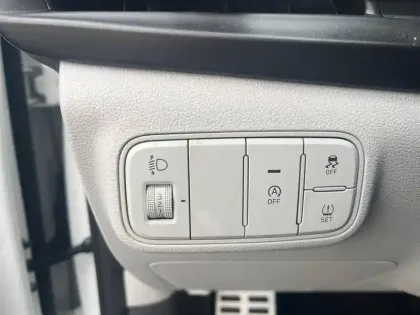 Photo 20 Hyundai Bayon  1.0 T-GDi 100 DCT-7 Hybrid 48V