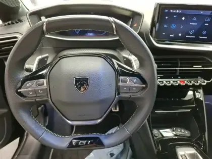Photo 12 Peugeot 208  Hybrid 110 e-DCS6
