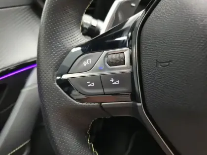 Photo 27 Peugeot 208  Hybrid 110 e-DCS6