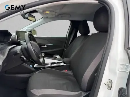 Photo 8 Peugeot 208  PureTech 100 S&S BVM6