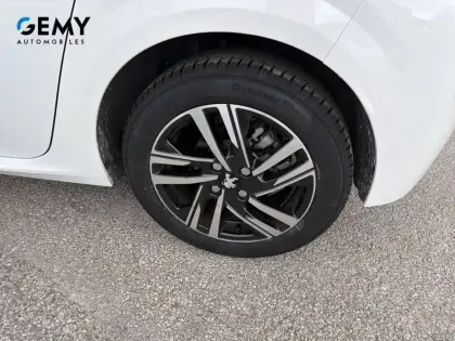 Photo 10 Peugeot 208  PureTech 100 S&S BVM6