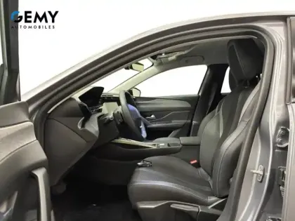 Photo 8 Peugeot 308  SW Hybrid 136 e-DCS6