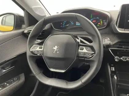 Photo 29 Peugeot 208  Electrique 50 kWh 136ch