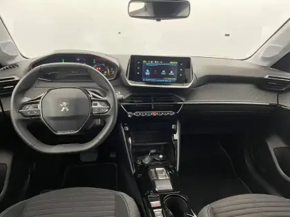 Photo 25 Peugeot 208  Electrique 50 kWh 136ch