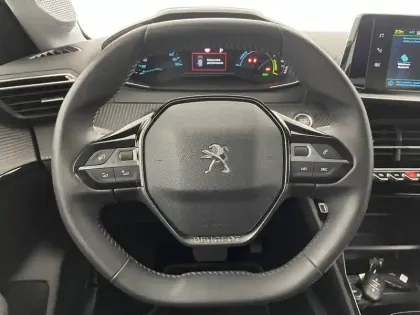 Photo 23 Peugeot 208  Electrique 50 kWh 136ch