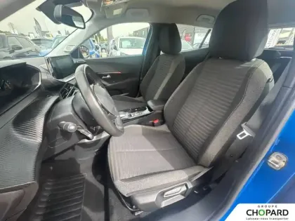 Photo 31 Peugeot 2008  Electrique 136 ch